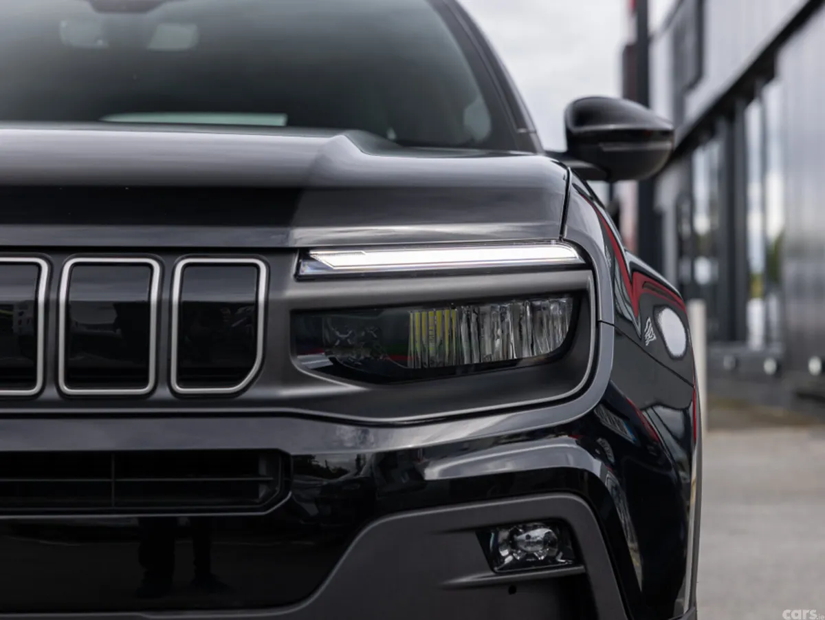 Jeep Avenger SUV, Petrol Hybrid, 2026, Black