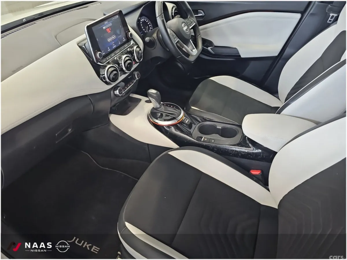 Nissan Juke MPV, Petrol, 2023, White