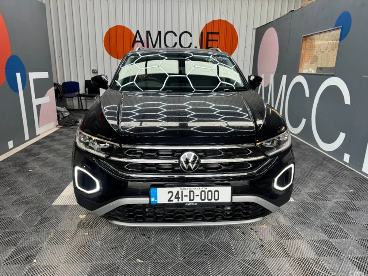 Volkswagen T-Roc SUV, Diesel, 2024, Black