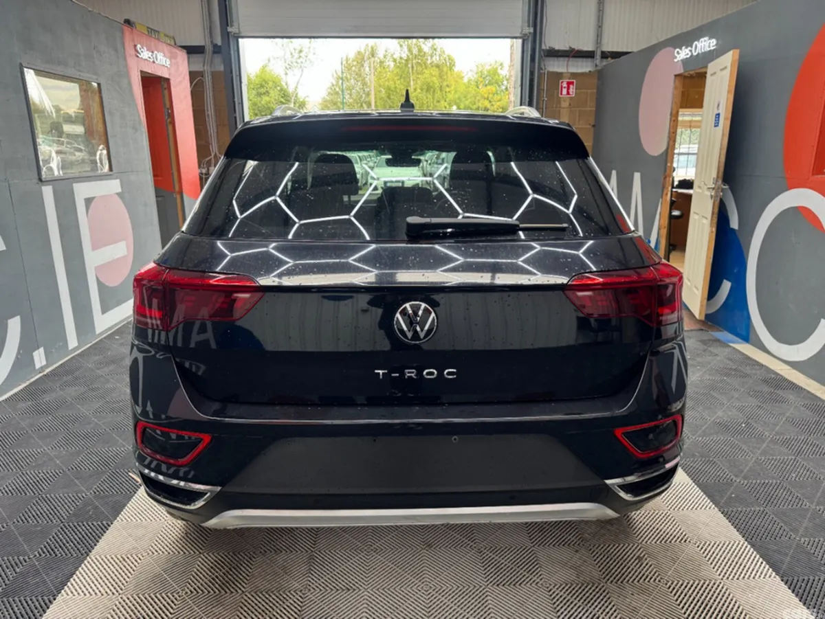 Volkswagen T-Roc SUV, Diesel, 2024, Black