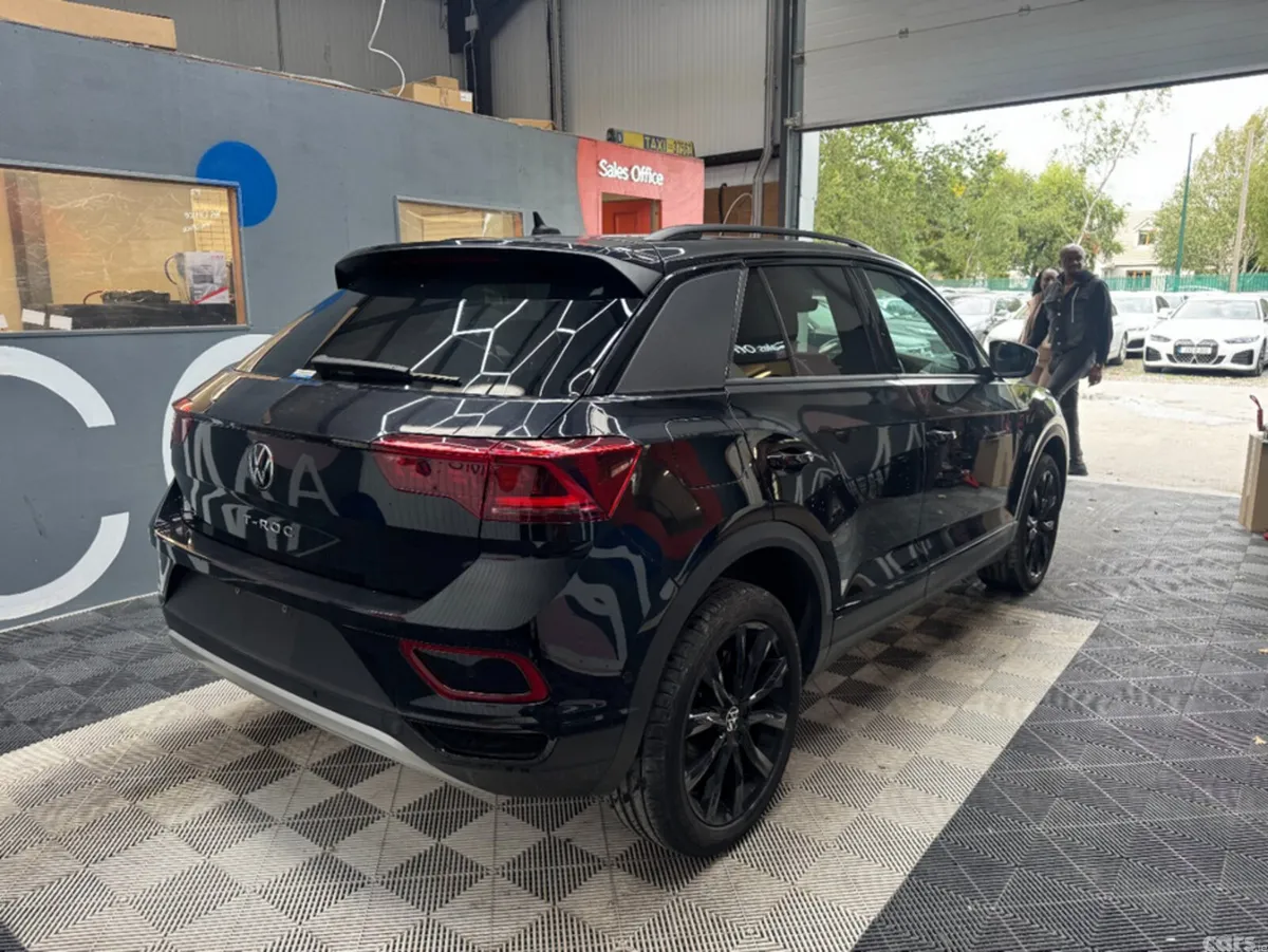 Volkswagen T-Roc SUV, Diesel, 2024, Black