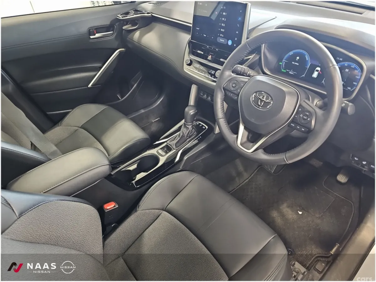 Toyota Corolla Cross MPV, Petrol Hybrid, 2024, White