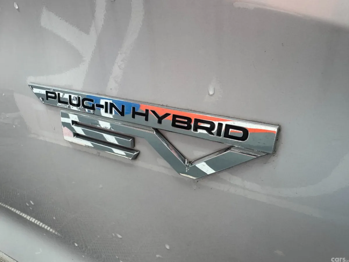 Mitsubishi Outlander SUV, Petrol Plug-in Hybrid, 2022, White