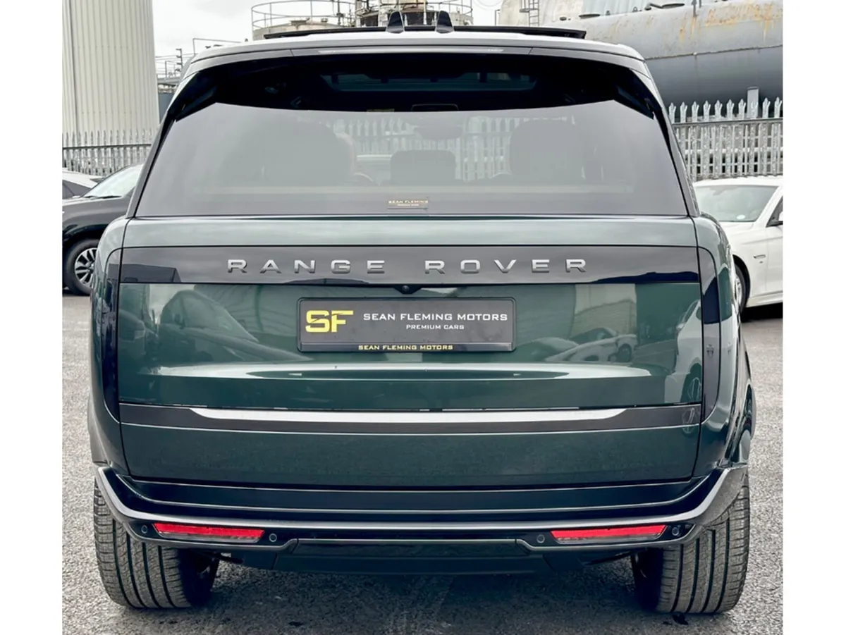 Land Rover Range Rover SUV, Petrol Plug-in Hybrid, 2026, Green