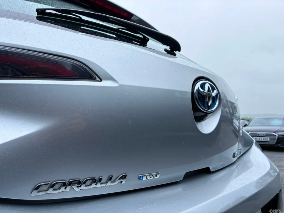 Toyota Corolla Hatchback, Petrol Hybrid, 2022, Grey