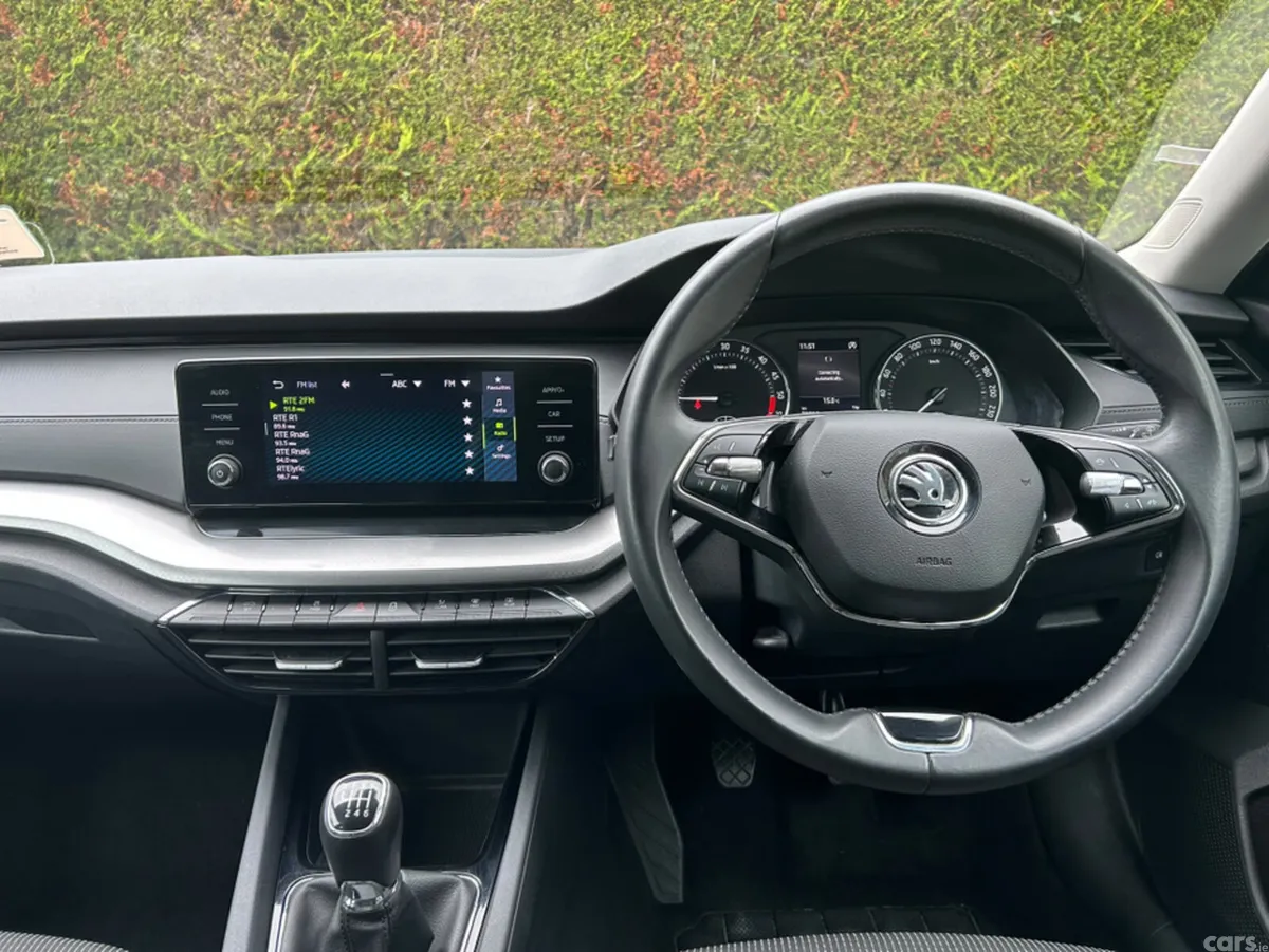 Skoda Octavia Hatchback, Diesel, 2024, Grey