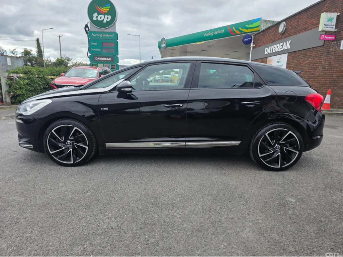 Citroen DS 5 Hatchback, Diesel, 2015, Black