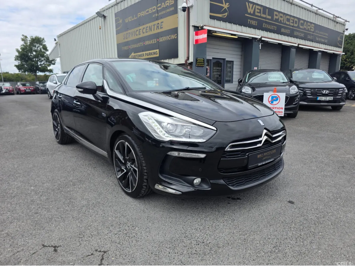 Citroen DS 5 Hatchback, Diesel, 2015, Black