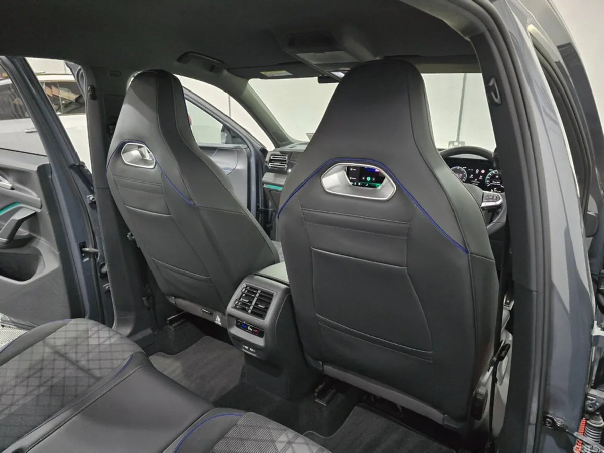Volkswagen Tiguan SUV, Petrol Plug-in Hybrid, 2024, Grey