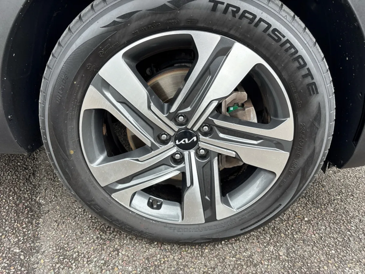 Kia Sorento MPV, Petrol Plug-in Hybrid, 2023, Black