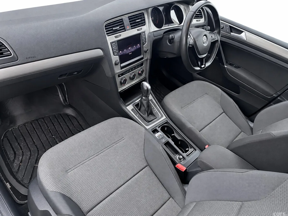 Volkswagen Golf Estate, Petrol, 2014, White