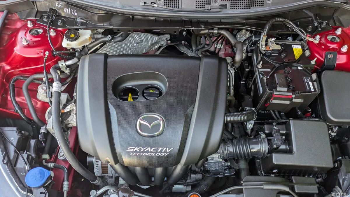 Mazda Mazda2 Hatchback, Petrol, 2015, Red