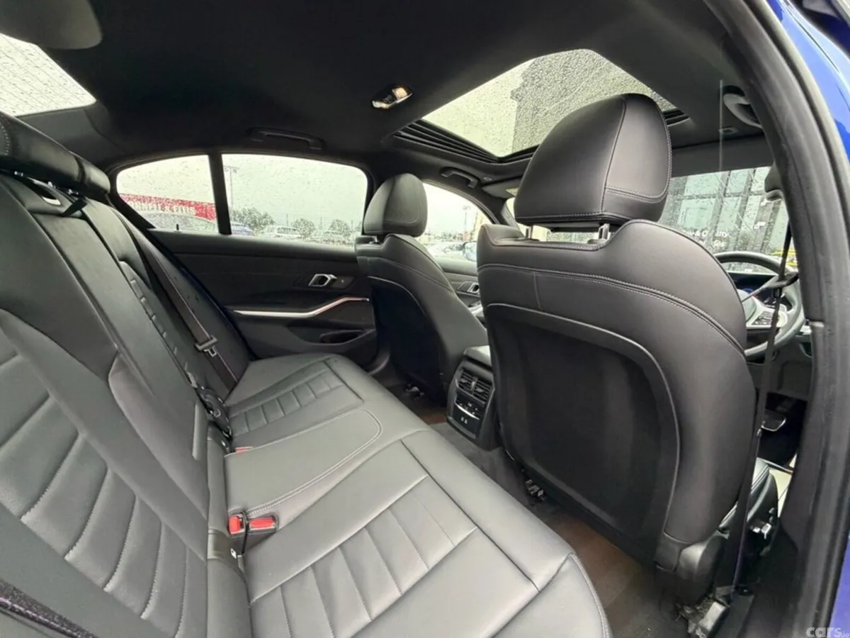 BMW 3-Series Saloon, Diesel Hybrid, 2023, Blue
