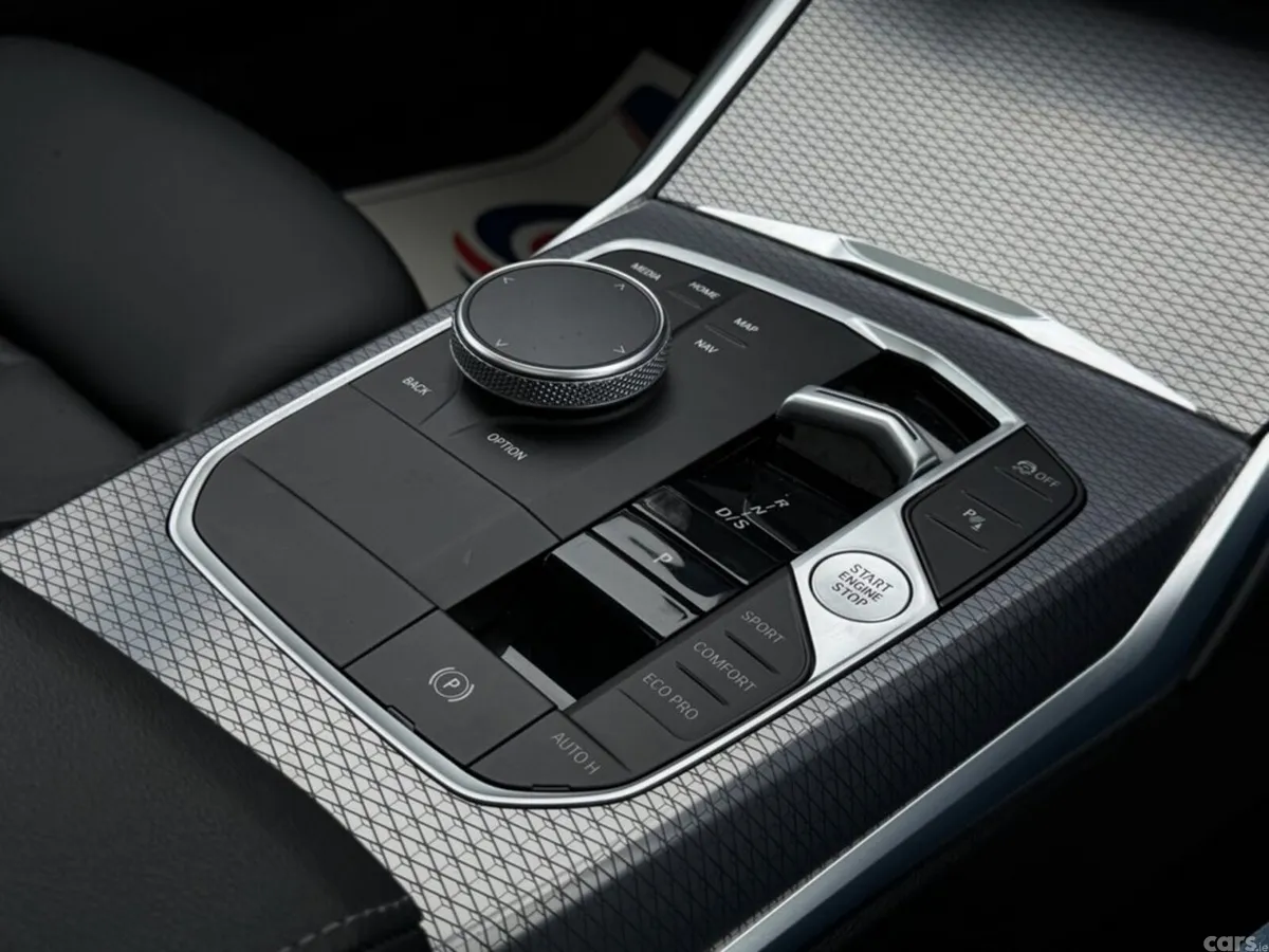 BMW 3-Series Saloon, Diesel Hybrid, 2023, Blue