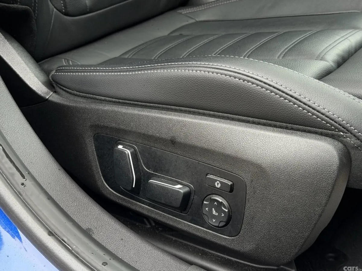 BMW 3-Series Saloon, Diesel Hybrid, 2023, Blue