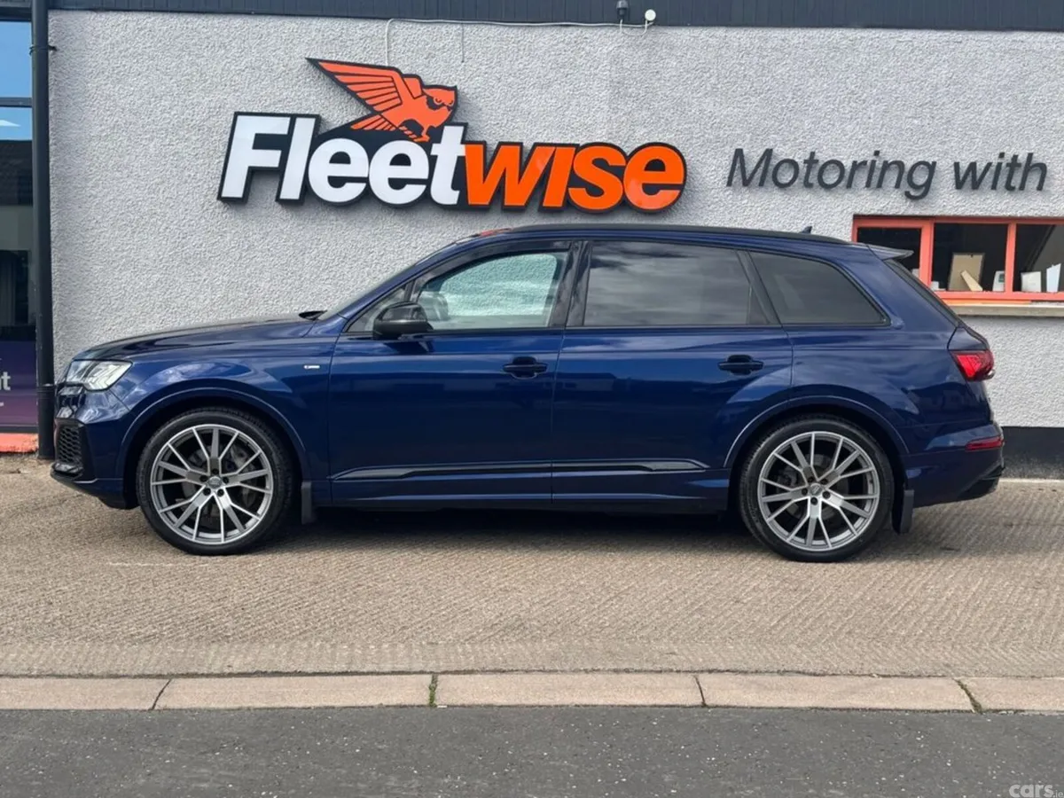 Audi Q7 SUV, Diesel Hybrid, 2019, Blue