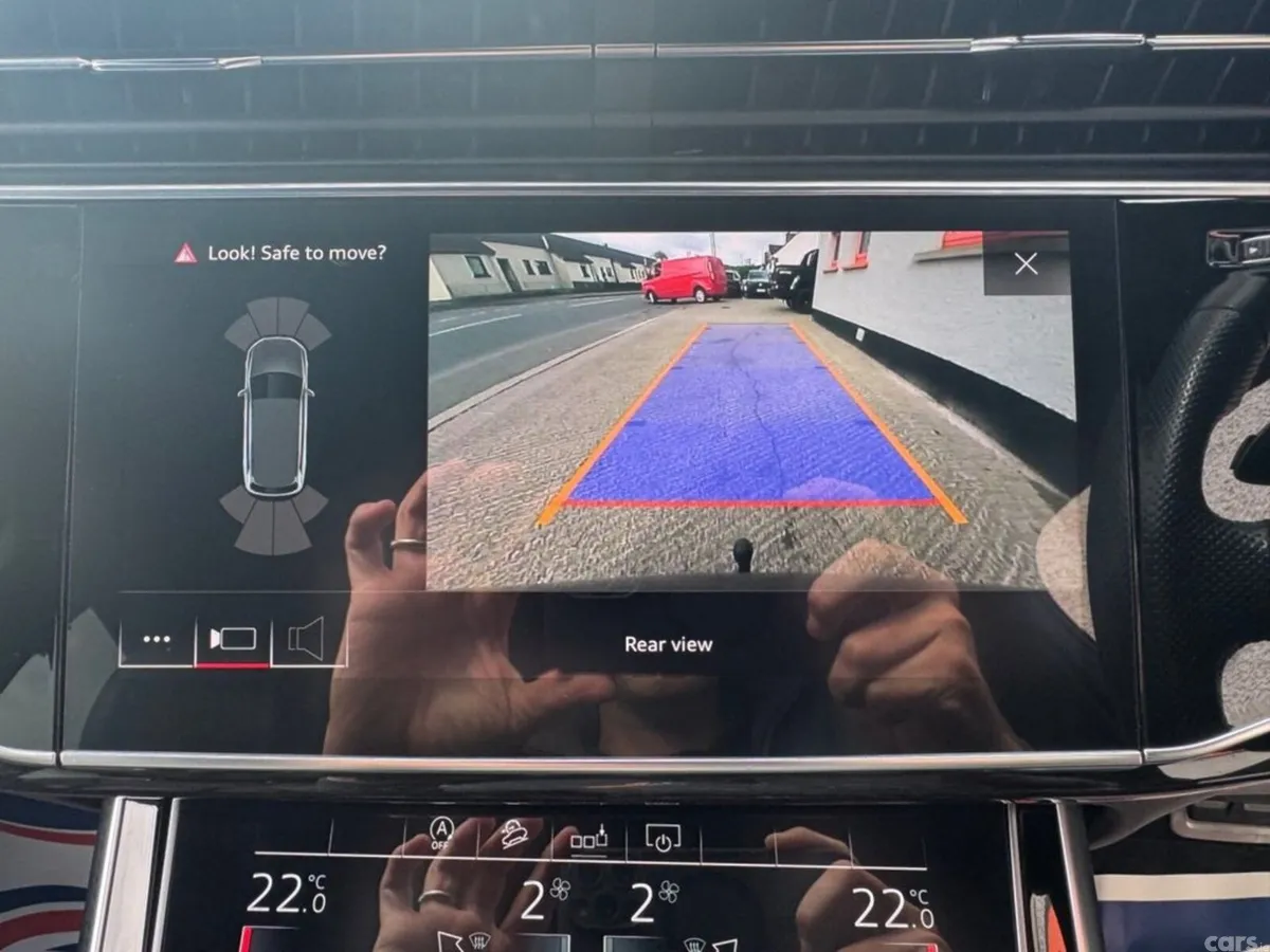 Audi Q7 SUV, Diesel Hybrid, 2019, Blue