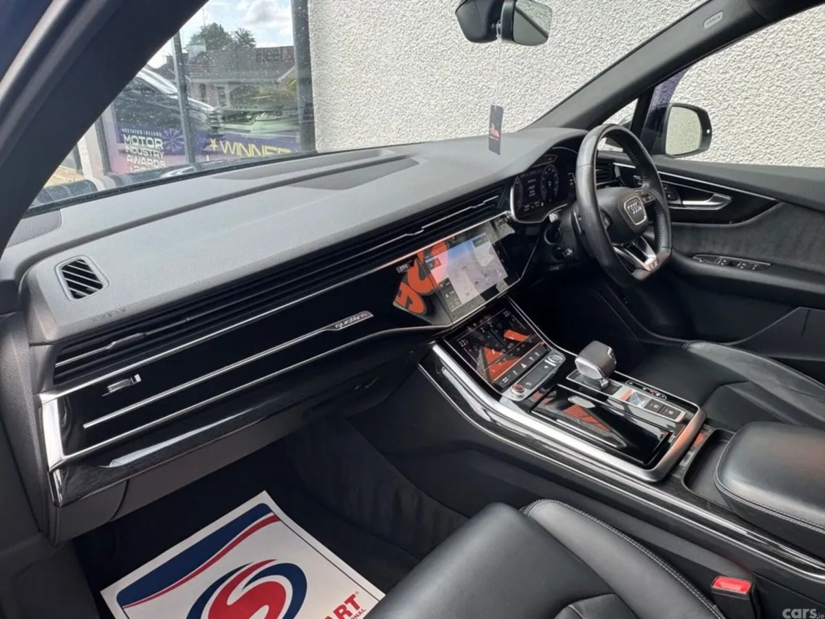 Audi Q7 SUV, Diesel Hybrid, 2019, Blue