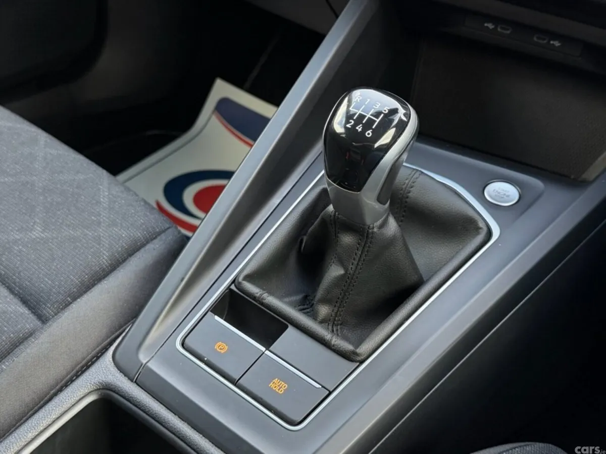 Volkswagen Golf Hatchback, Petrol, 2023, White