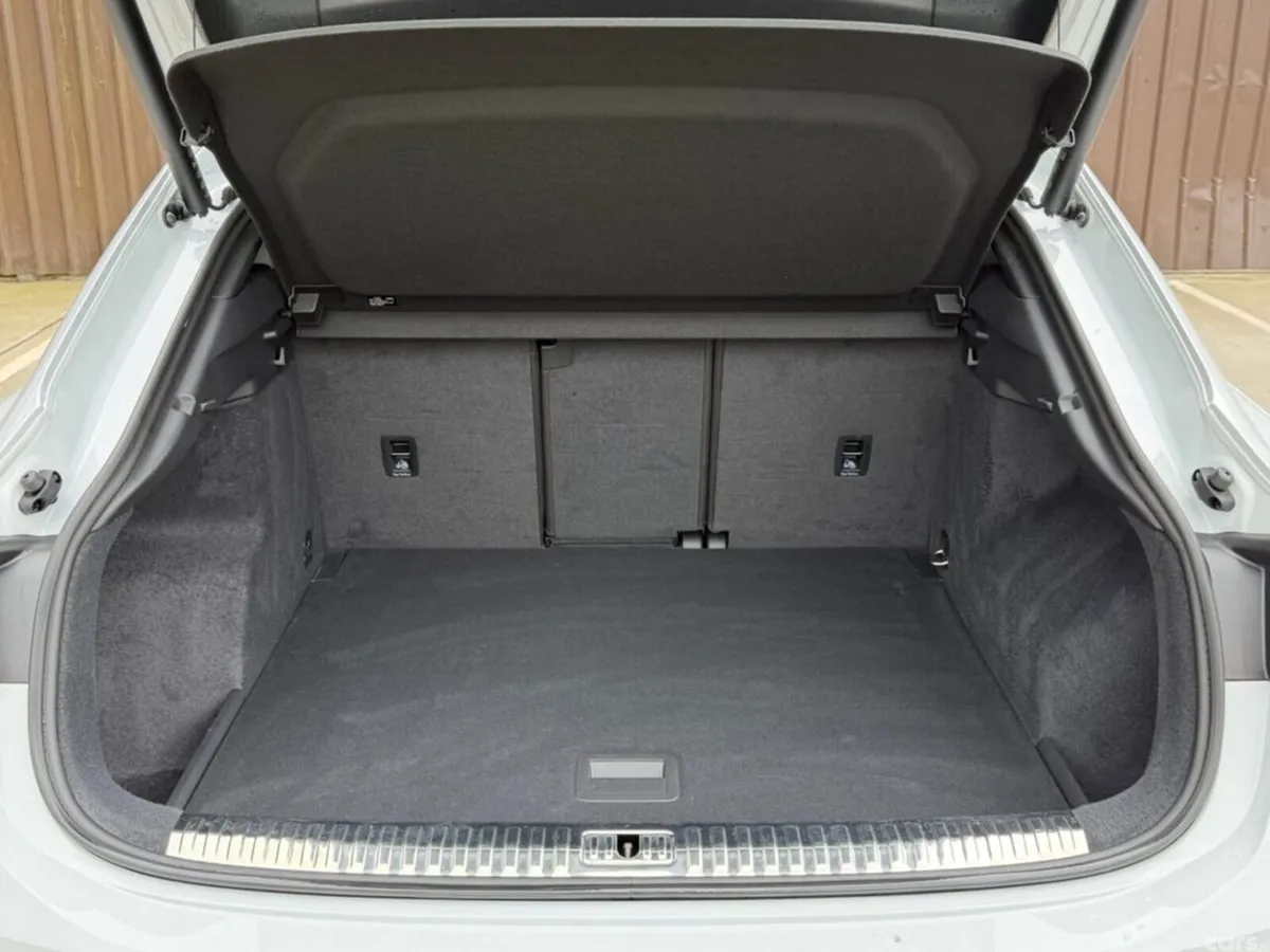 Audi Q3 SUV, Diesel, 2024, White