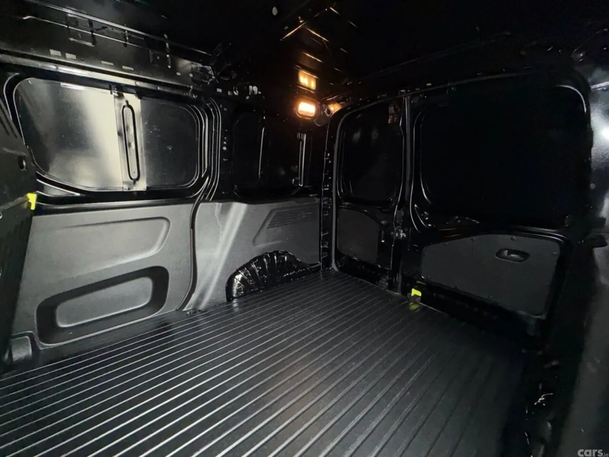 Citroen Berlingo MPV, Diesel, 2023, Black