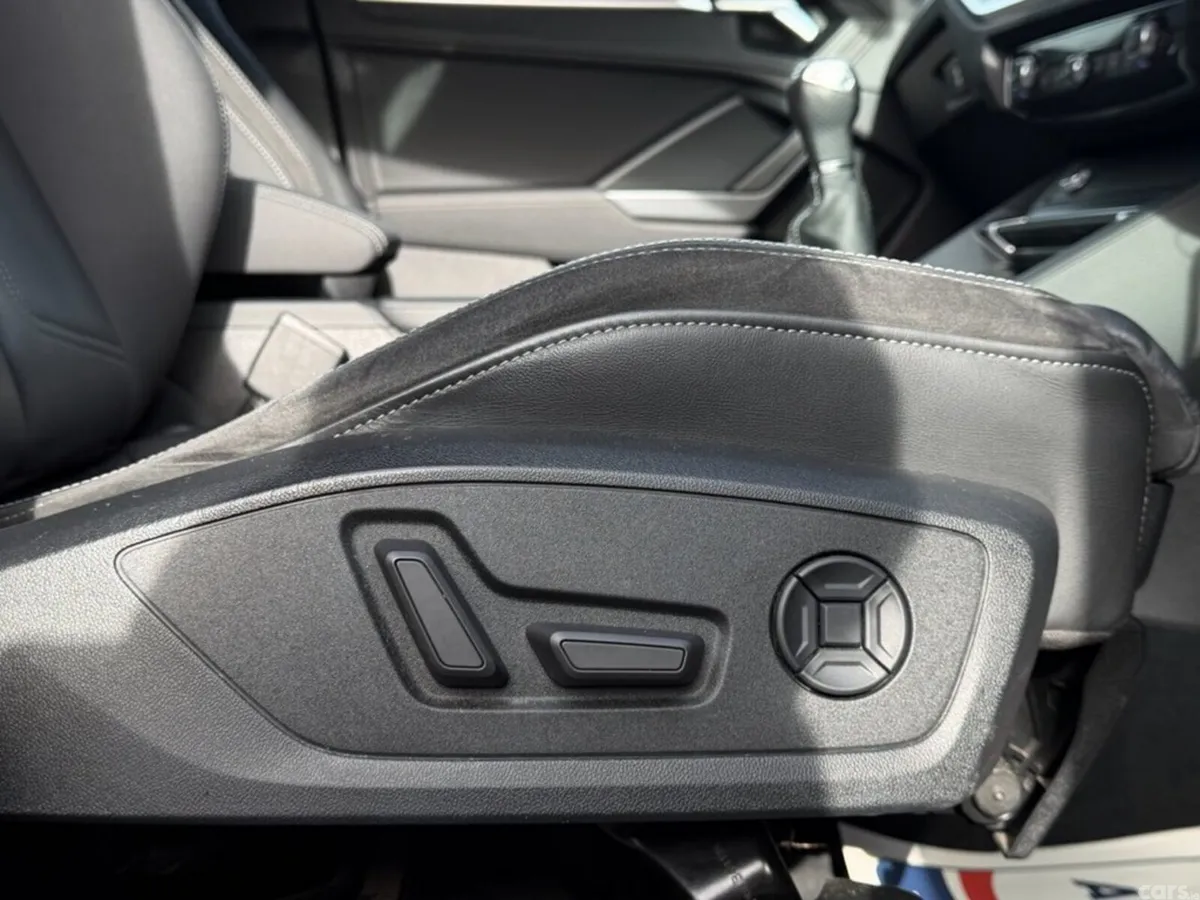 Audi Q3 SUV, Diesel, 2020, Red