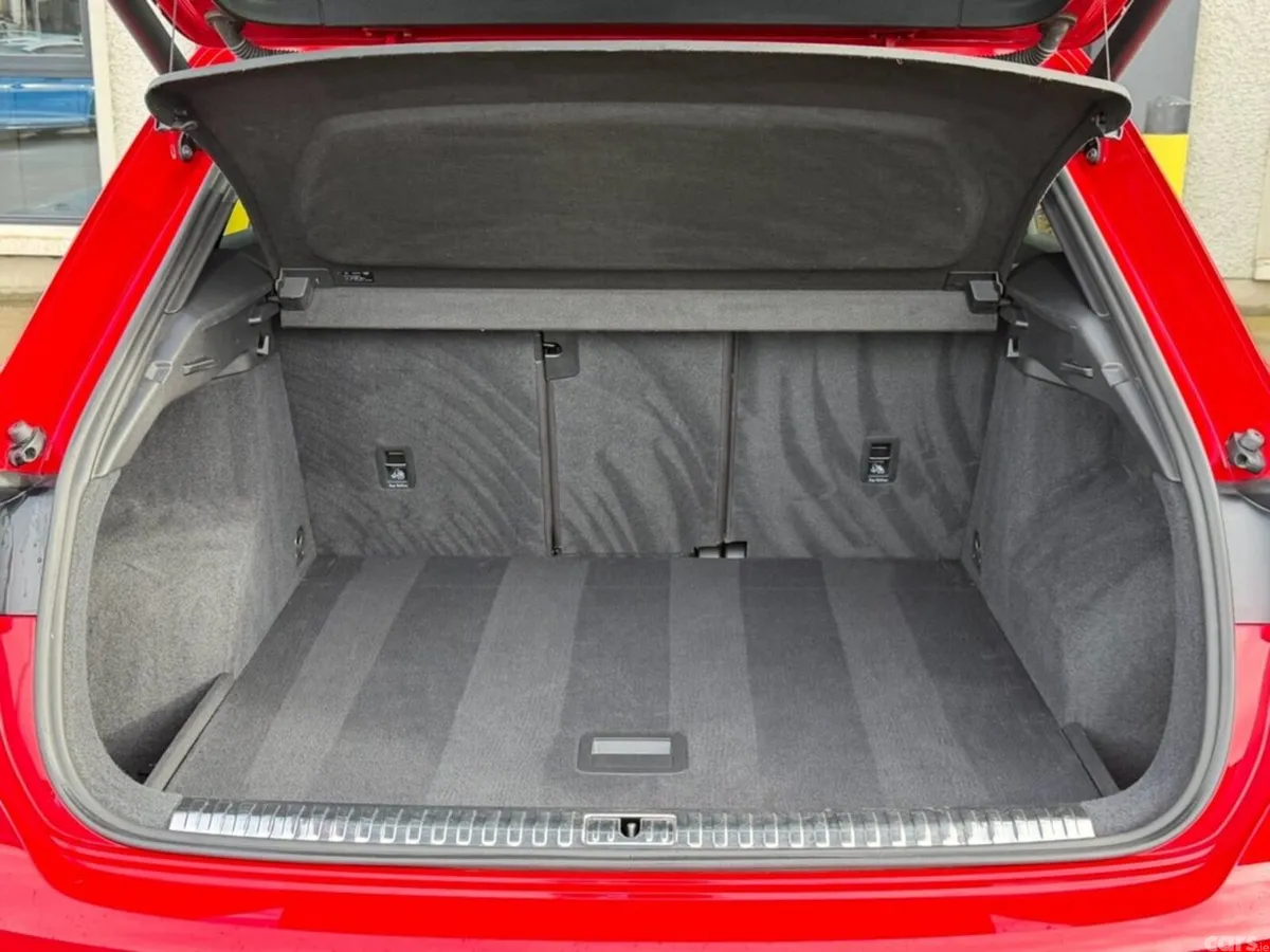 Audi Q3 SUV, Diesel, 2020, Red