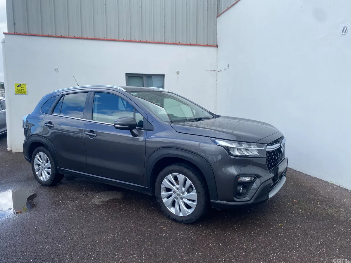 Suzuki SX4 Hatchback, Petrol, 2023, Grey