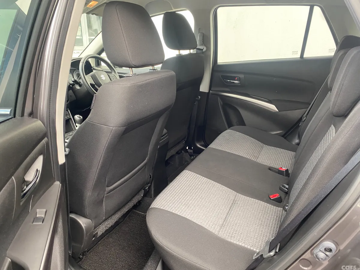 Suzuki SX4 Hatchback, Petrol, 2023, Grey