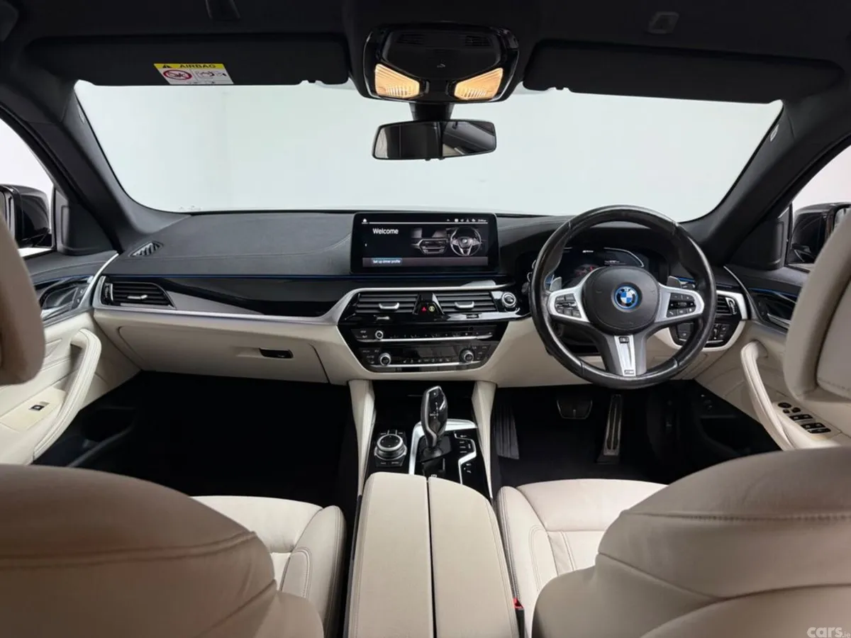 BMW 5-Series Saloon, Petrol Plug-in Hybrid, 2022, Black