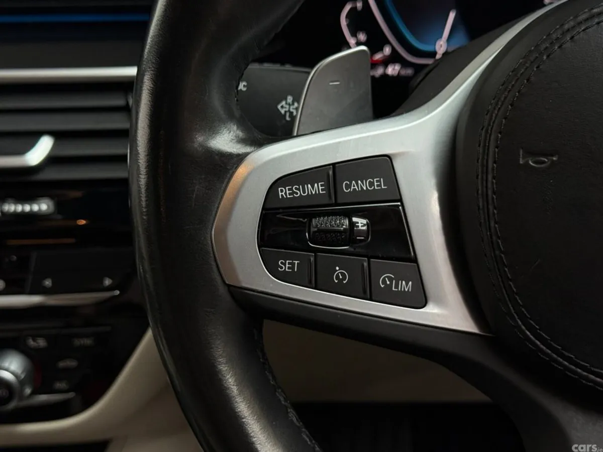BMW 5-Series Saloon, Petrol Plug-in Hybrid, 2022, Black