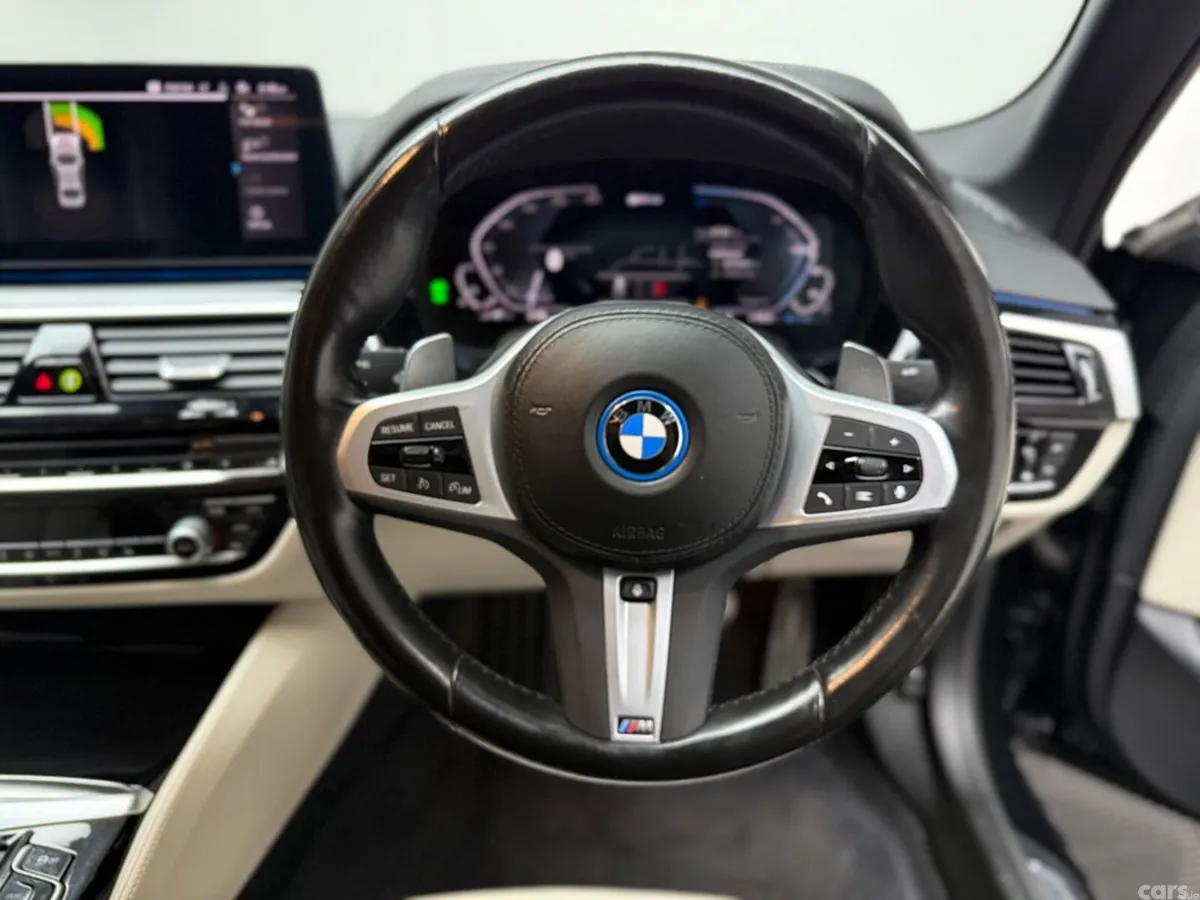 BMW 5-Series Saloon, Petrol Plug-in Hybrid, 2022, Black
