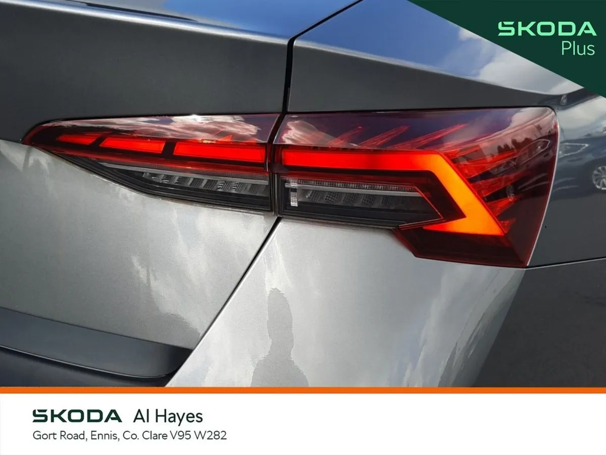 Skoda Octavia Saloon, Diesel, 2025, Grey