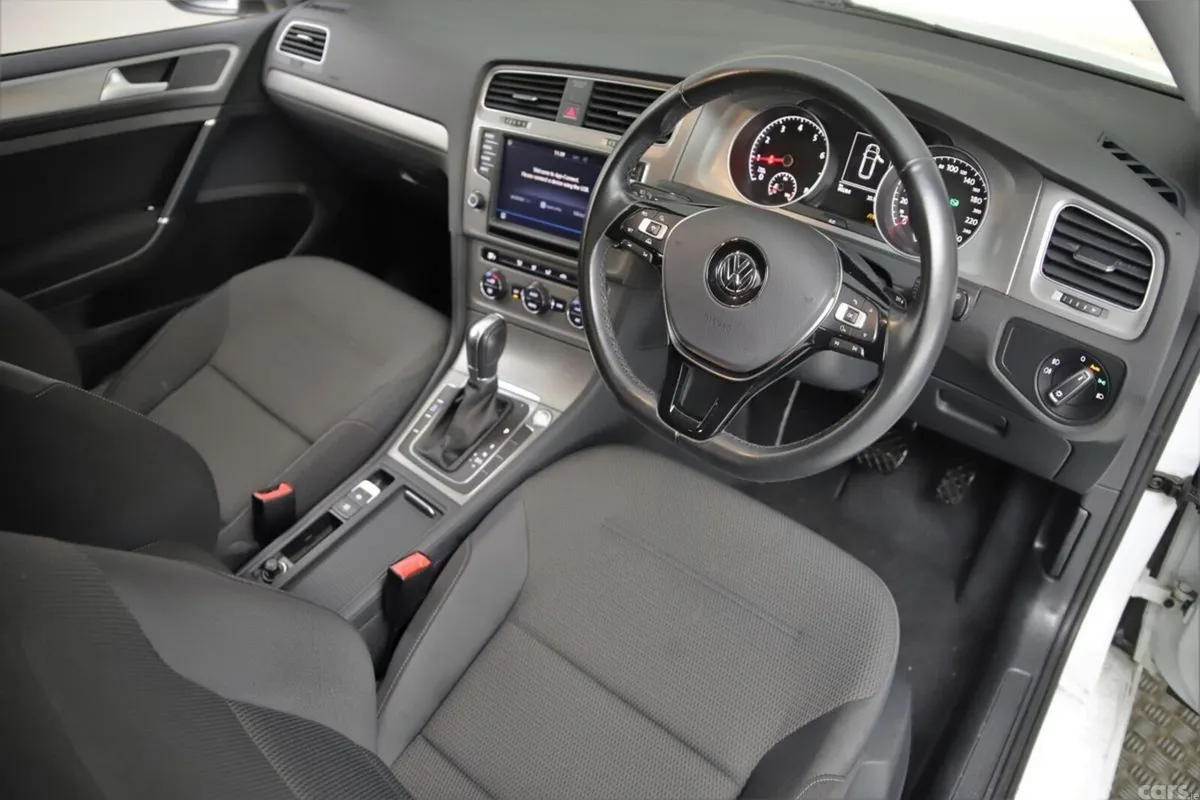 Volkswagen Golf Hatchback, Petrol, 2017, White