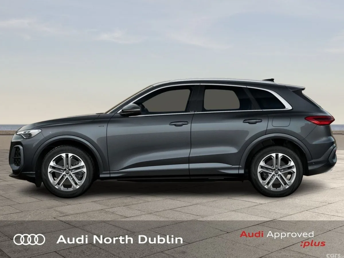 Audi Q5 SUV, Petrol Plug-in Hybrid, 2026, Grey