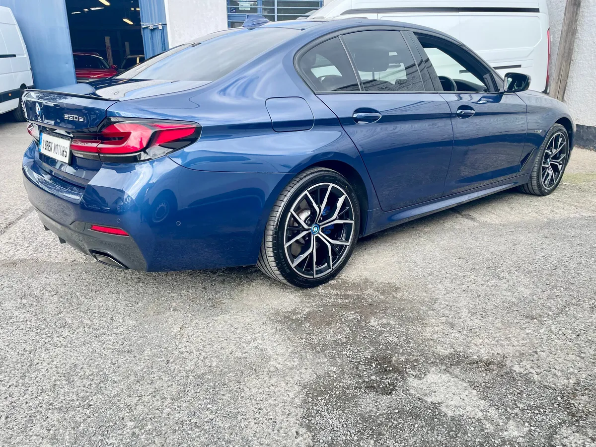 BMW 5-Series Saloon, Petrol Plug-in Hybrid, 2023, Blue