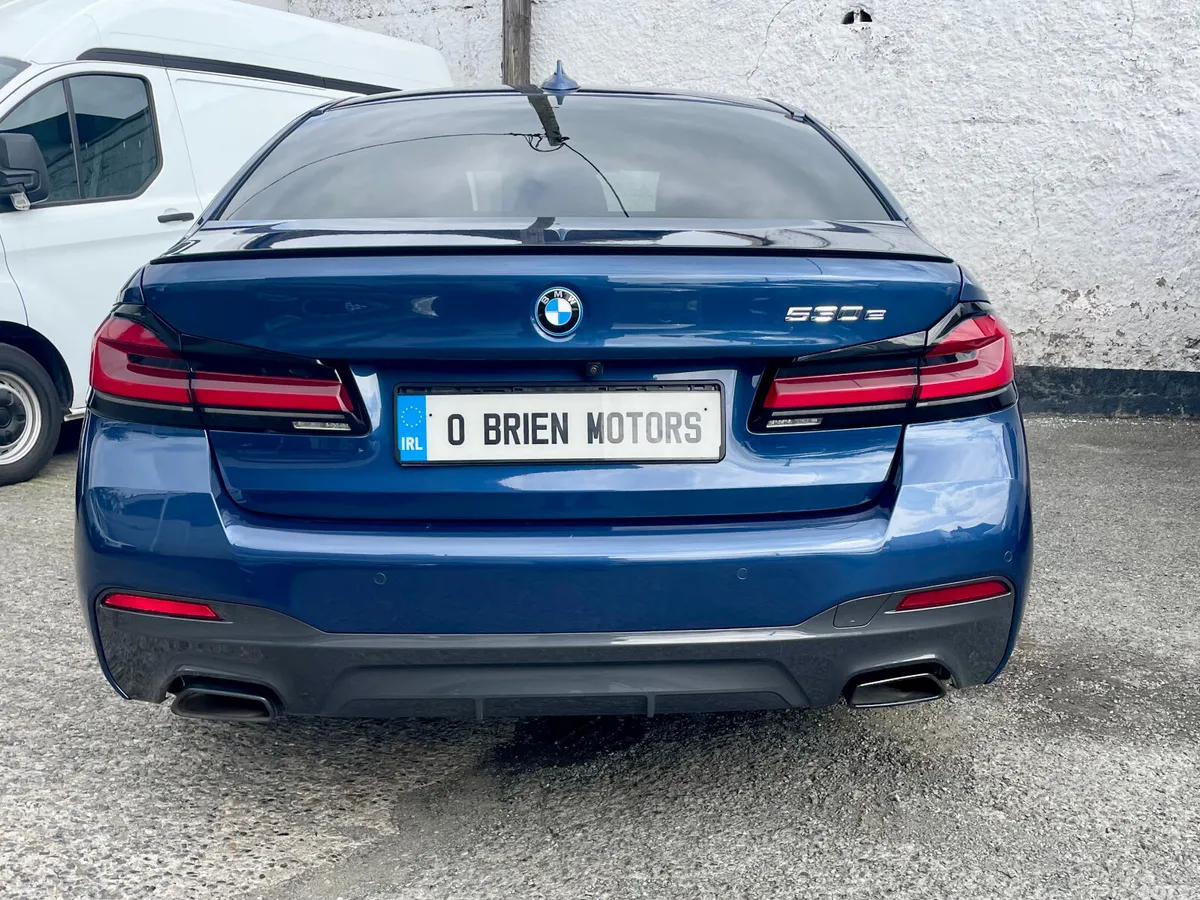 BMW 5-Series Saloon, Petrol Plug-in Hybrid, 2023, Blue