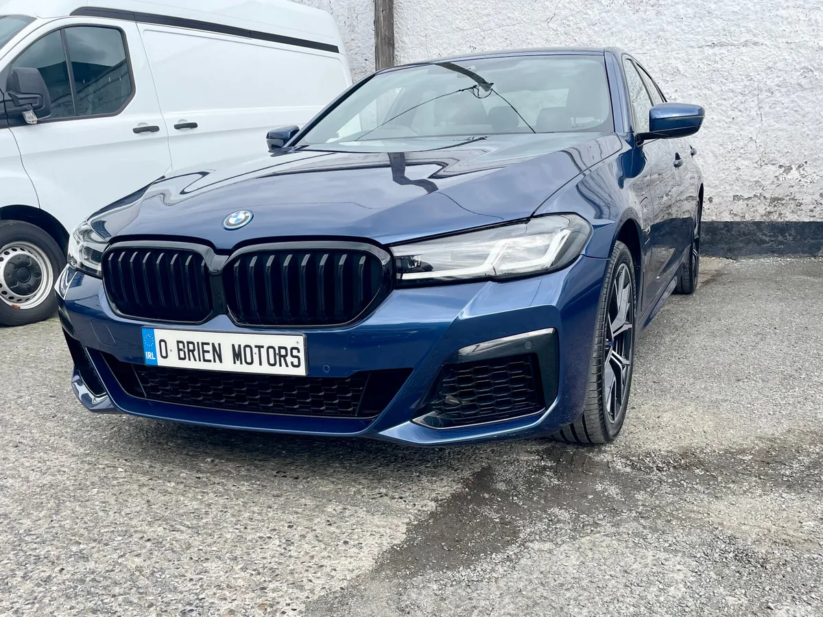 BMW 5-Series Saloon, Petrol Plug-in Hybrid, 2023, Blue