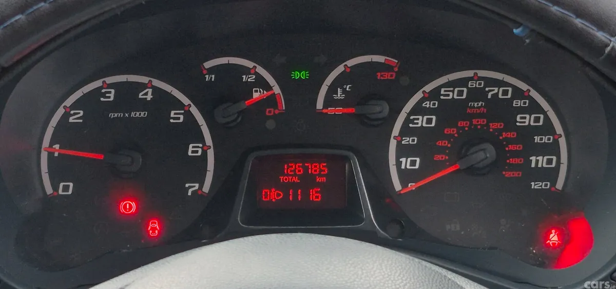 Ford KA Hatchback, Petrol, 2013, White
