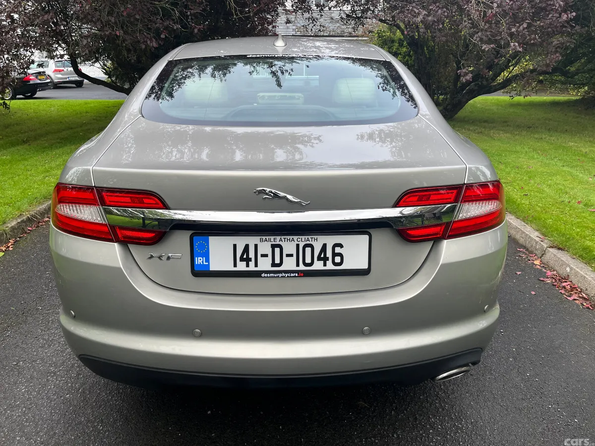 Jaguar XF Saloon, Diesel, 2014, Gold