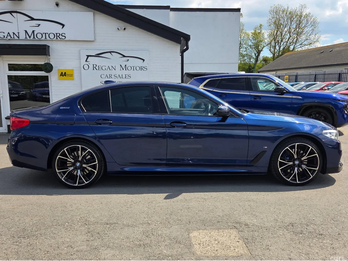BMW 5-Series Saloon, Petrol Plug-in Hybrid, 2019, Blue