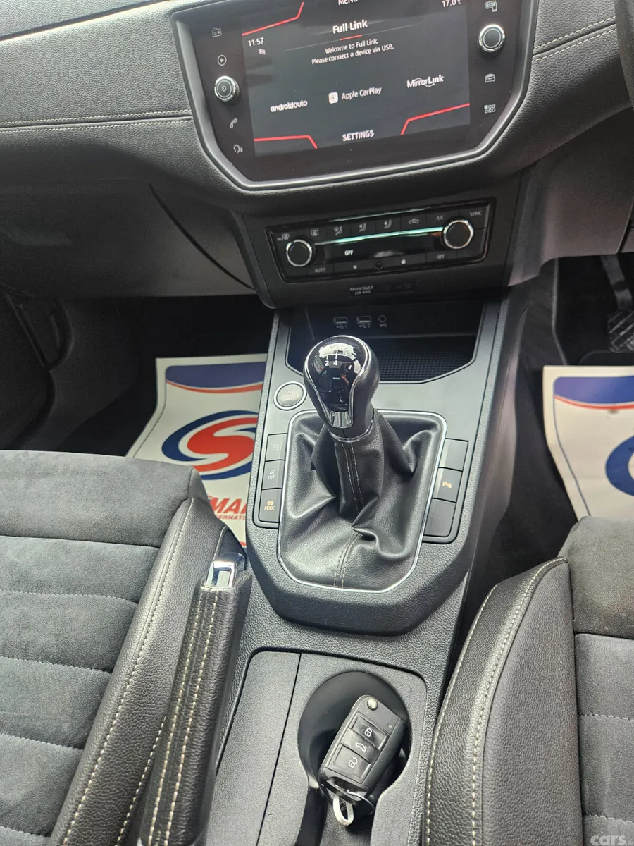 SEAT Ibiza Hatchback, Petrol, 2018, White