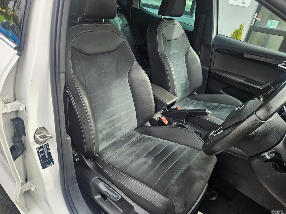 SEAT Ibiza Hatchback, Petrol, 2018, White