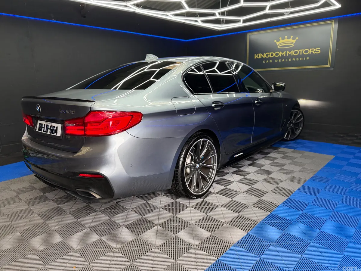 BMW 5-Series Saloon, Diesel, 2018, Blue