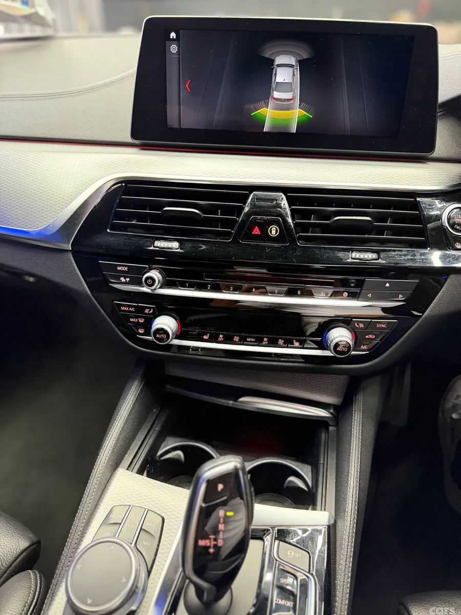 BMW 5-Series Saloon, Diesel, 2018, Blue