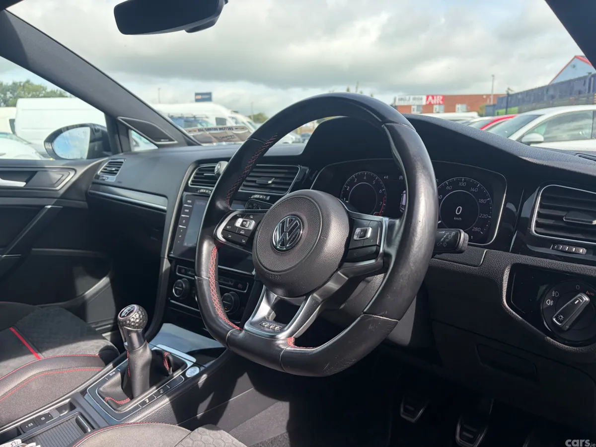 Volkswagen Golf Hatchback, Petrol, 2018, Grey