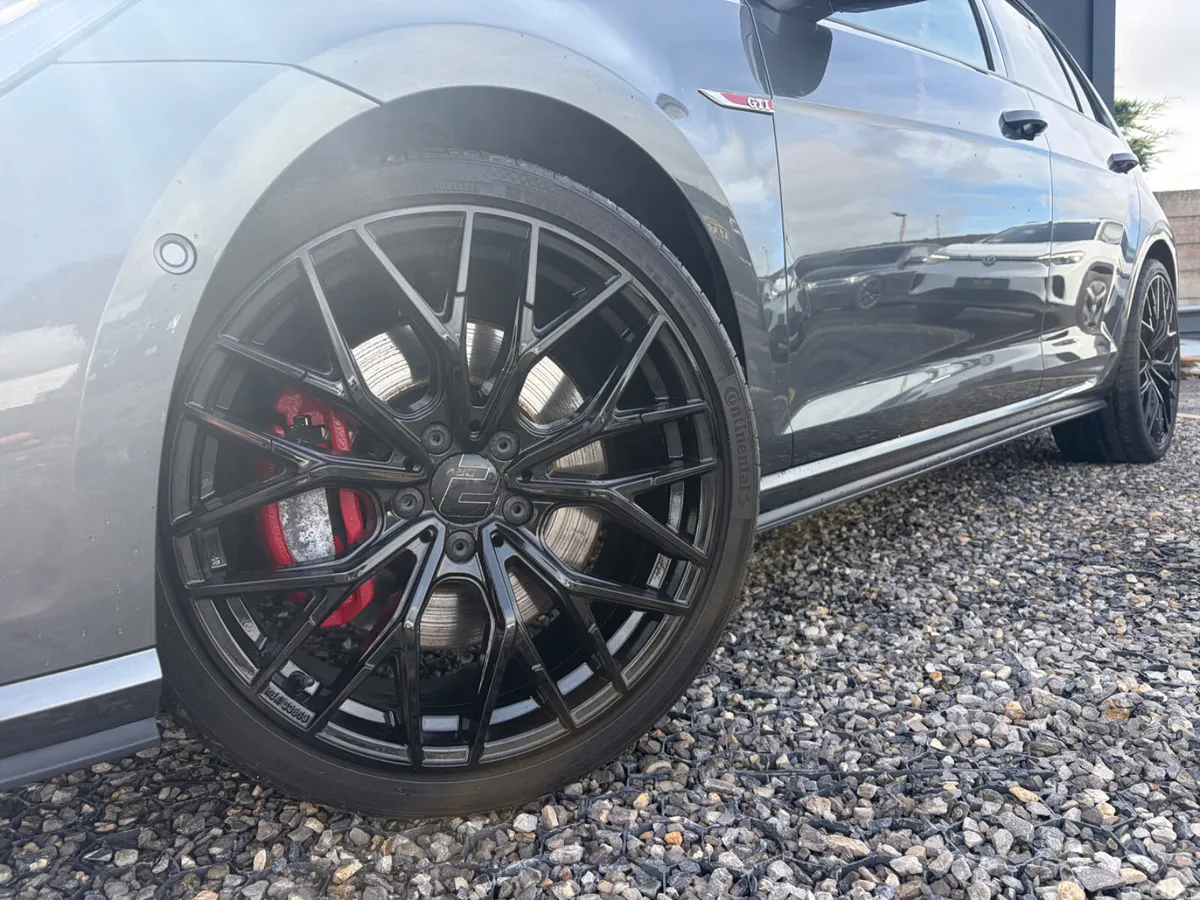 Volkswagen Golf Hatchback, Petrol, 2018, Grey