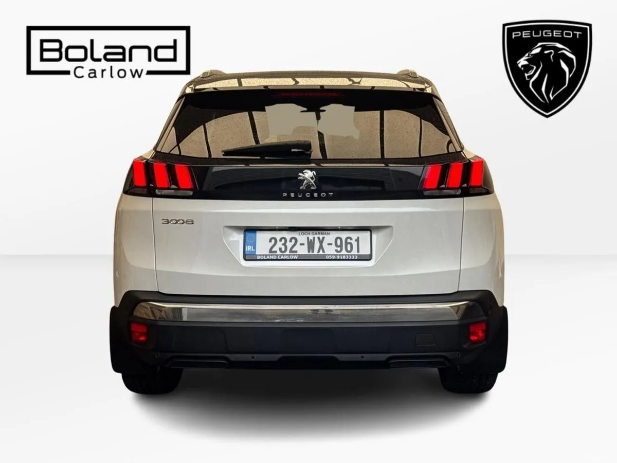 Peugeot 3008 MPV, Diesel, 2023, White