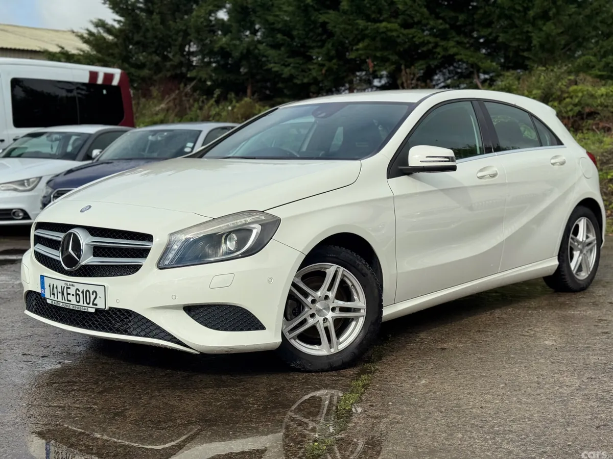 Mercedes-Benz A-Class Hatchback, Petrol, 2014, White