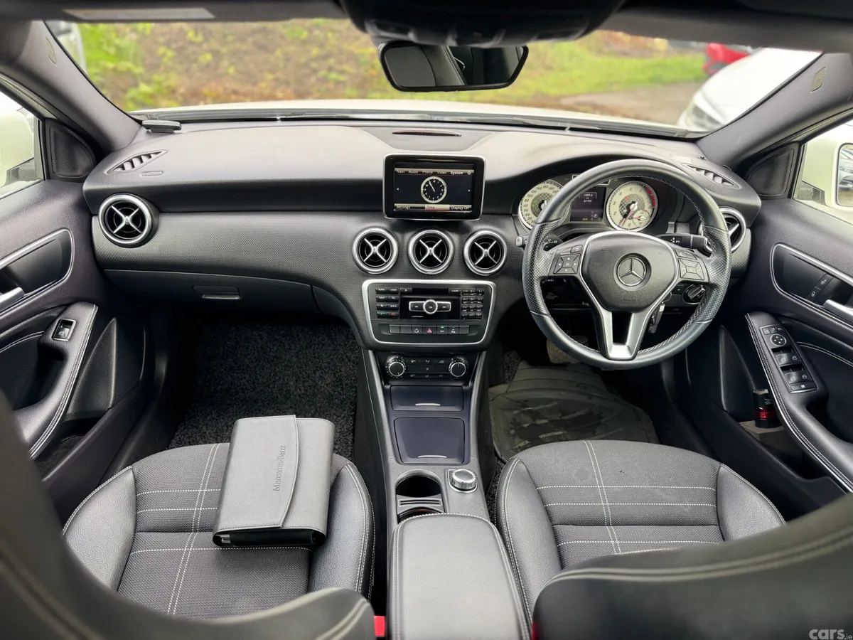 Mercedes-Benz A-Class Hatchback, Petrol, 2014, White